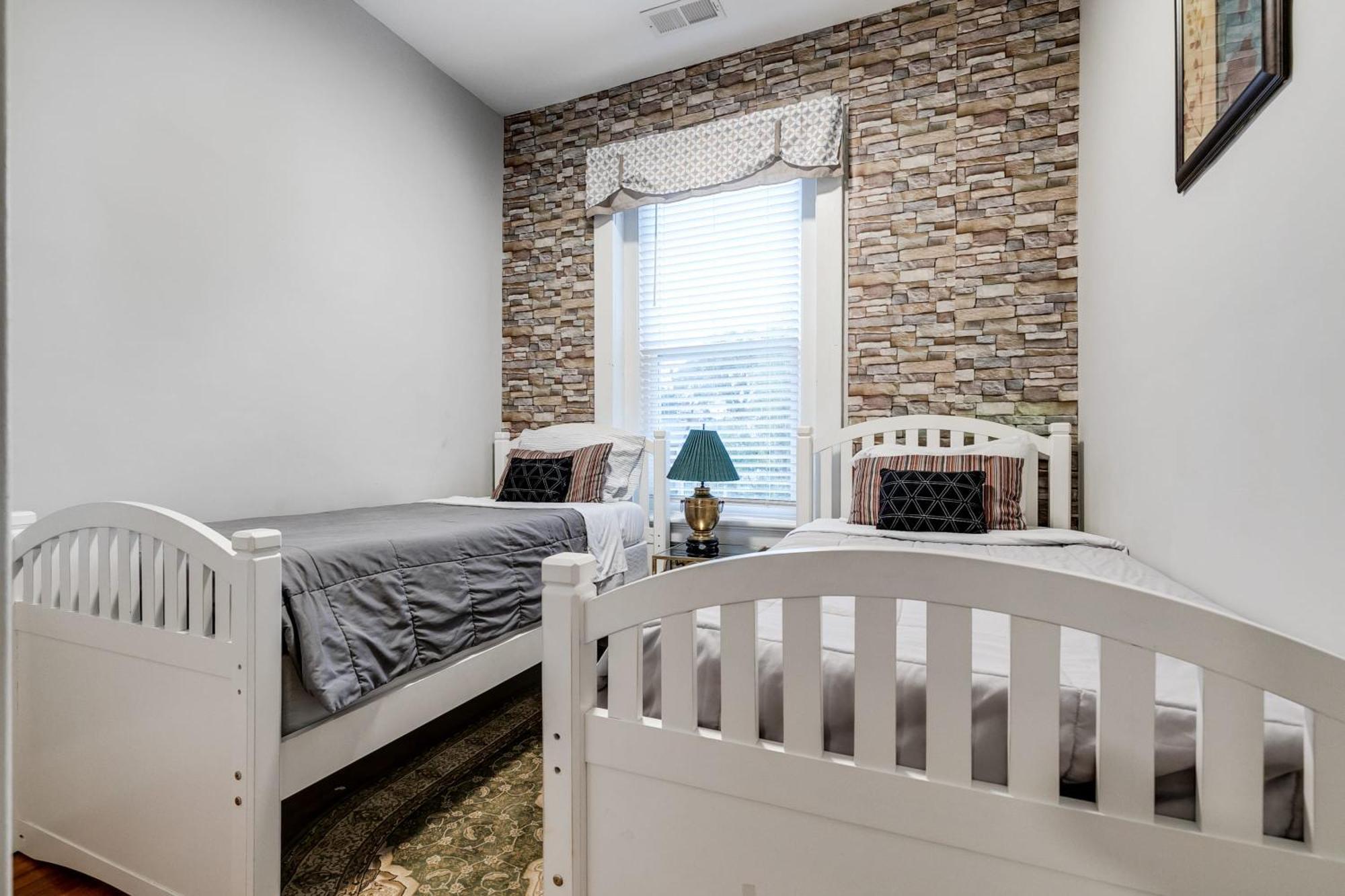 E2 Centrally Located In Carytown Fully Fenced Richmond Exterior foto